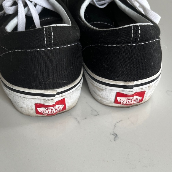 Vans Men’s Era Shoes - Picture 7 of 11
